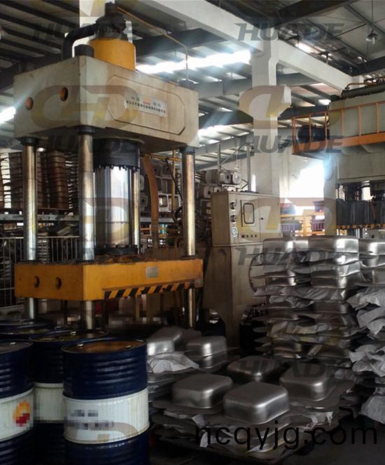 HDY不鏽(xiu)鋼(gang)水(shui)槽拉伸機